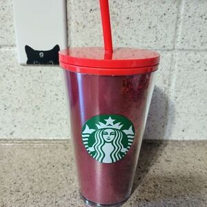 Starbucks•Grande, 16 fl oz•Red Glitter Fade Cold Cup w Matching Straw.